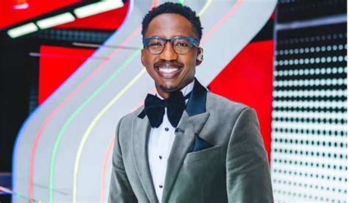 Amanda Black Biography: Age, Net Worth, Songs, Album, Wiki, Boyfriend, Pictures, Husband