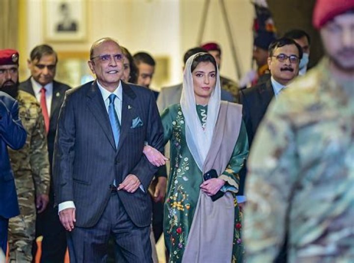 Aseefa Bhutto Zardari- Biography, Age, Height, Net Worth, Is Married