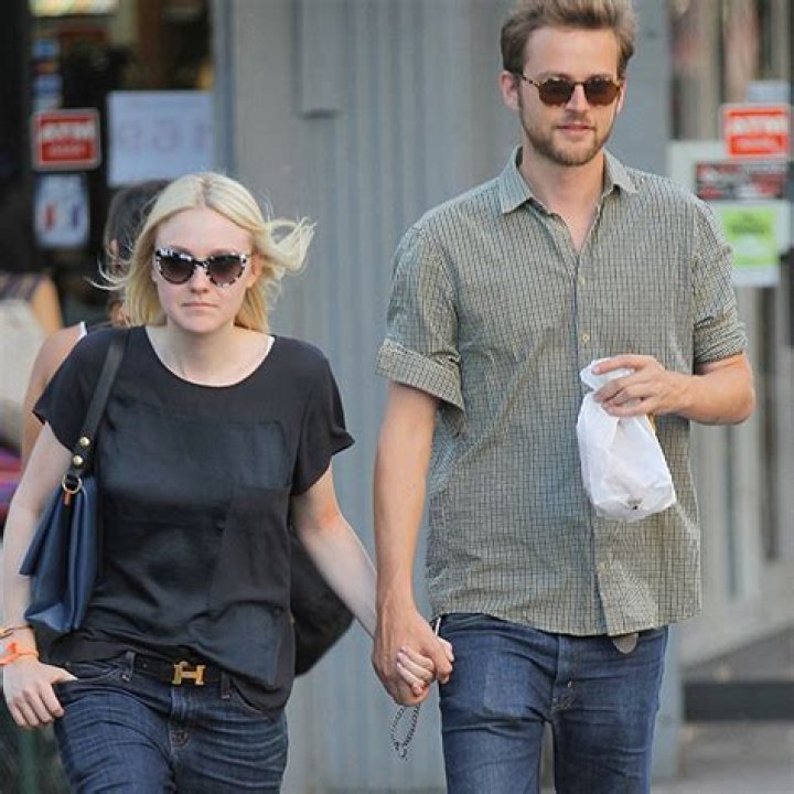 Dakota Fanning’s Boyfriend: Who is Dakota Fanning Dating?