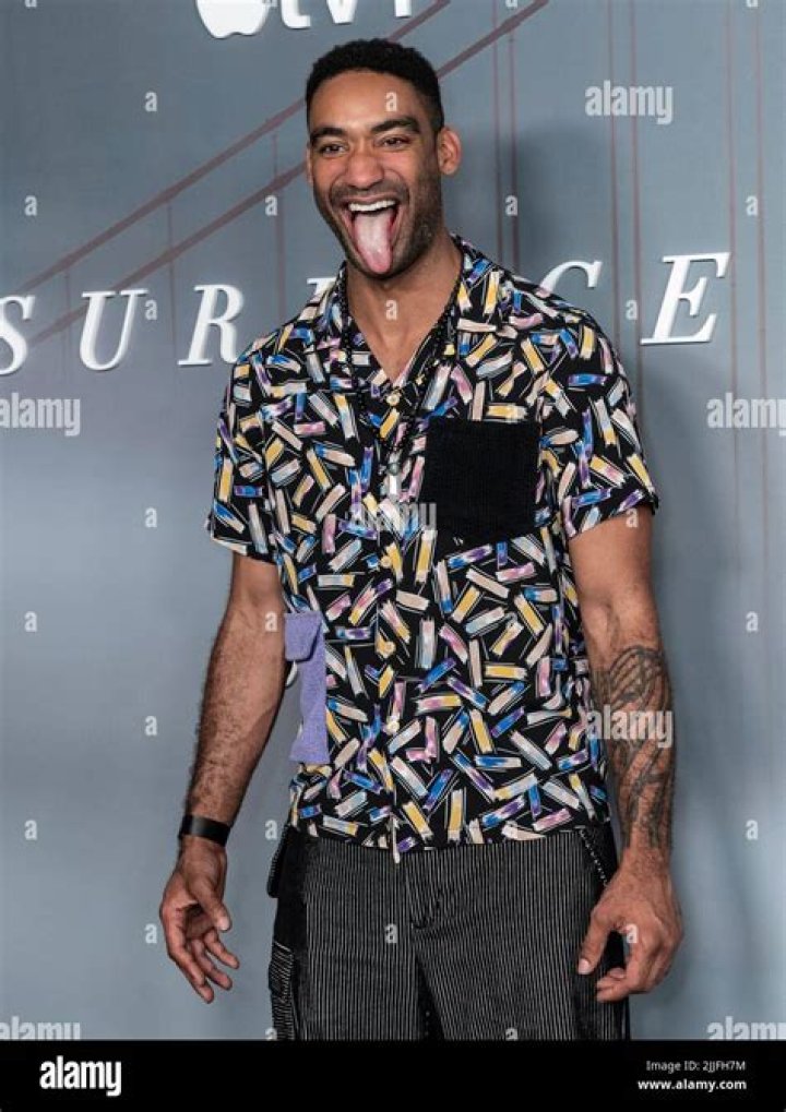 EXCLUSIVE: Zeke Thomas Chats About Amplify Voices