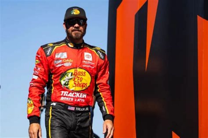Fame | Martin Truex Jr. net worth and salary income estimation Apr, 2024