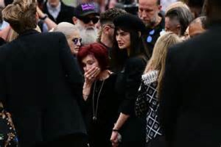 Kelly Osbourne & Others Attend Amy Winehouse’s Funeral In London – Photos