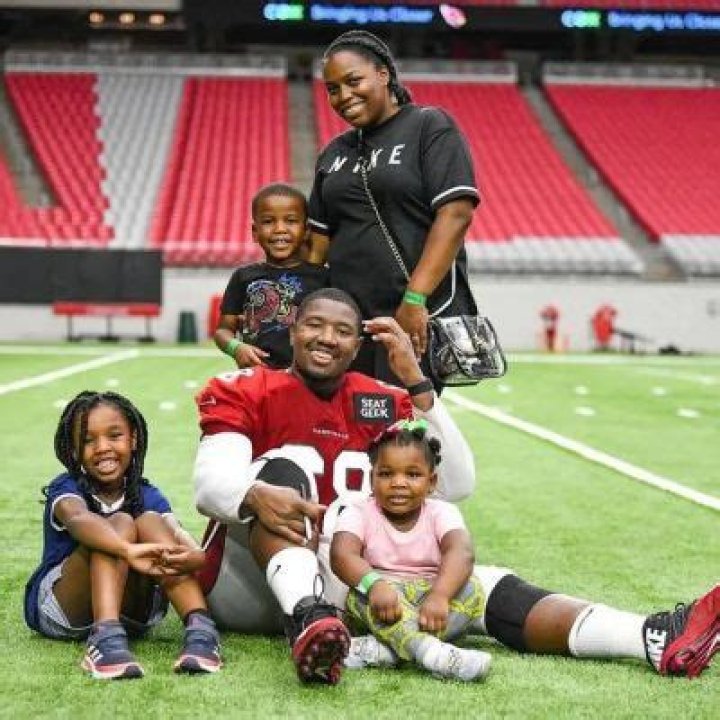 
Kelvin Beachum- Wiki, Age, Height, Net Worth, Wife, Ethnicity	