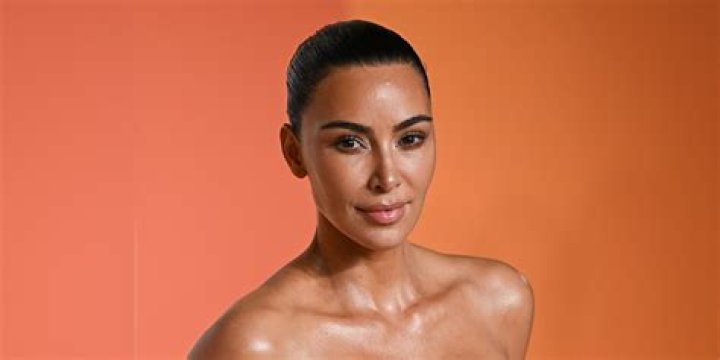 Kim Kardashian NUDE Photo of Baby Bump TOPLESS – She’s Pregnant For Real! (Photos)