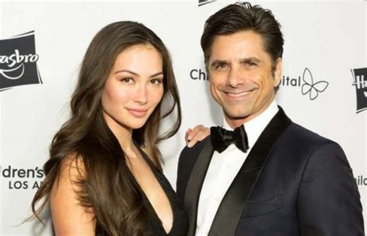 Lia McHugh- Net Worth, Bio, Age, Boyfriend, Dating, Career