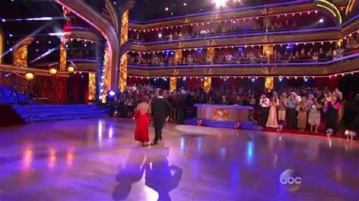 Nicole “Snooki” Polizzi Dancing With the Stars Jive Video 10/7/13