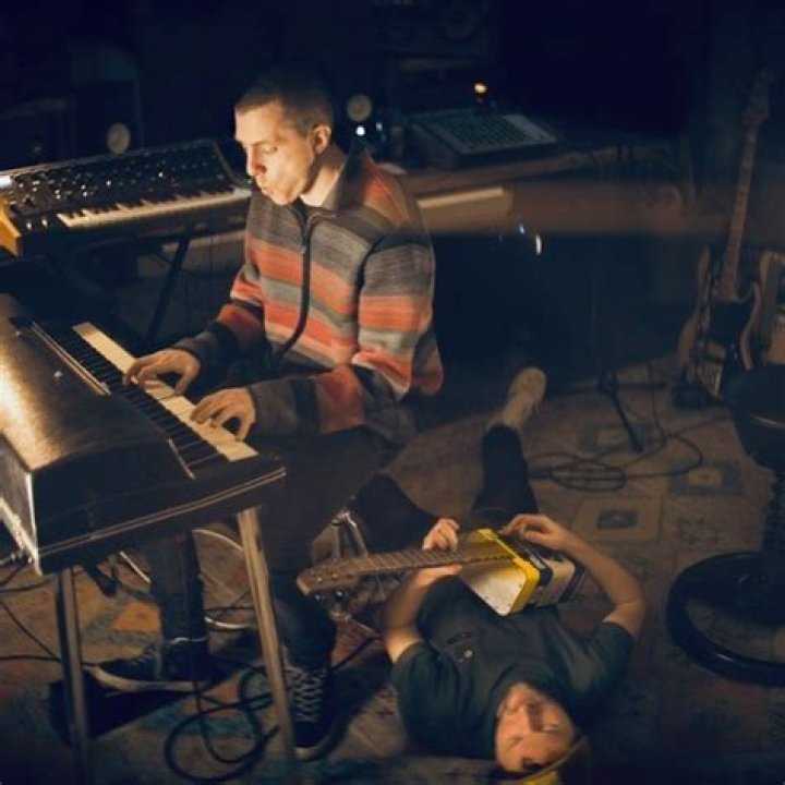 River Releases Captivating “Inappropriate” - CelebMix