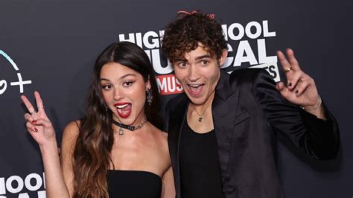 Rodrigo Septién’s Girlfriend: Who is Rodrigo Septién Dating?