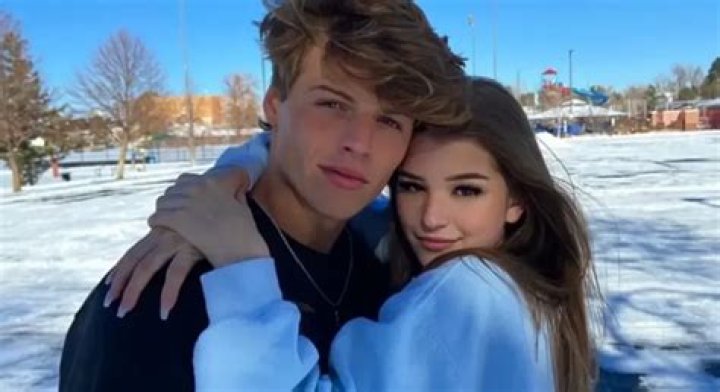 Sam Dezz- Bio, Wiki, Age, Height, Weight, Net Worth, Relationship, Career