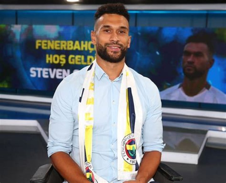 Steven Caulker- Net Worth, Bio, Age, Girlfriend, Dating, Height