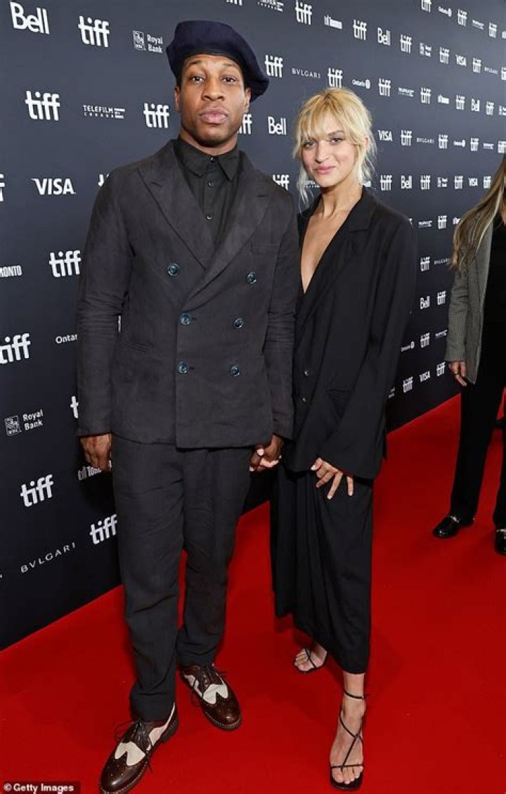 Tainy’s Girlfriend: Who is Tainy Dating?