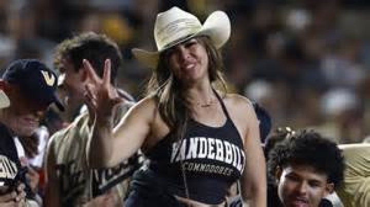 Theo Curin’s Girlfriend: Who is Theo Curin Dating?