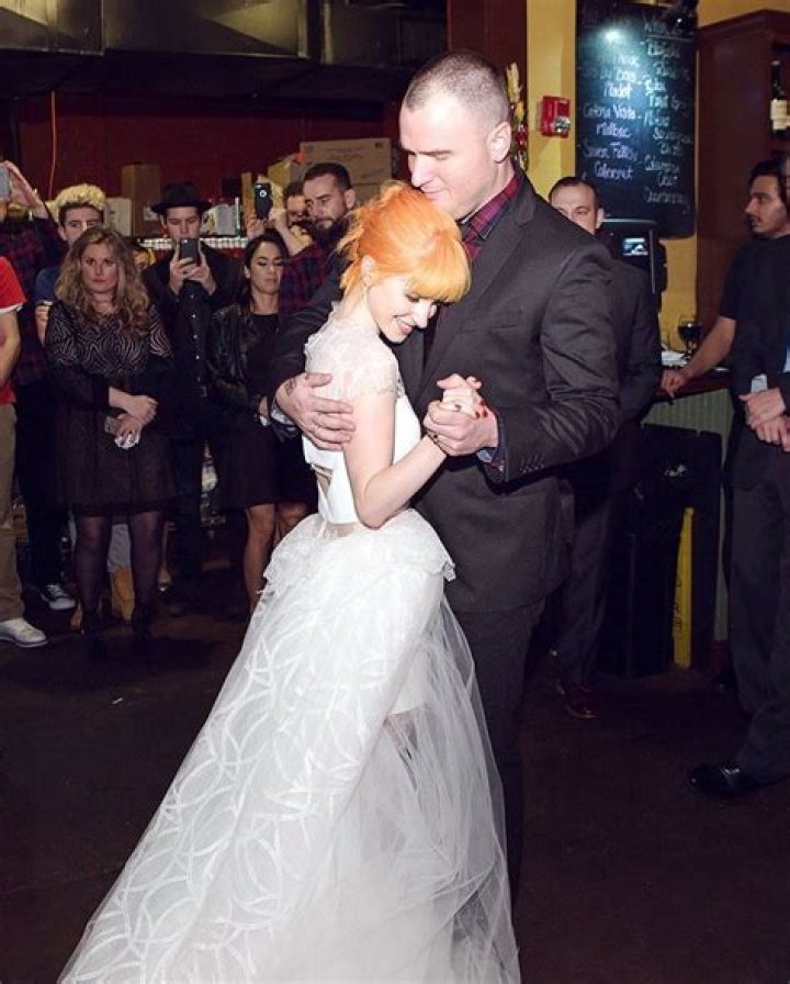 True Love Exists: Hayley Williams and Chad Gilbert Got Married!