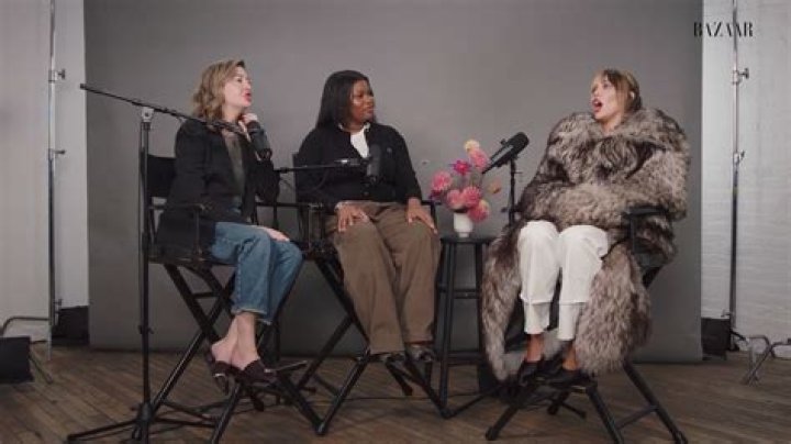 Una Healy Releases New Single 'Strangers'