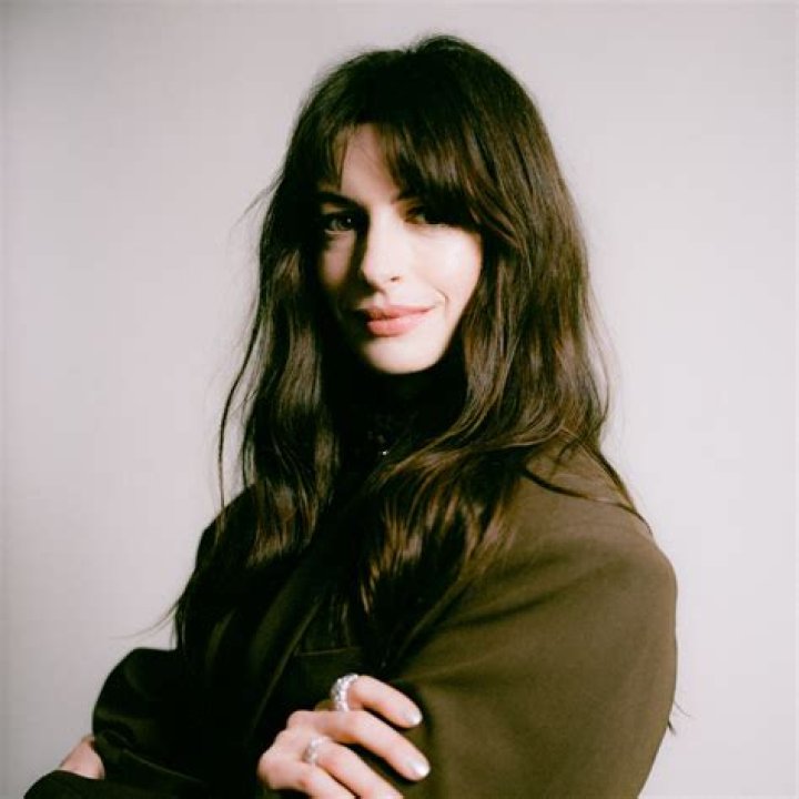 Watch Joanne The Scammer Scam Beverly Hills In New Super Deluxe Episode