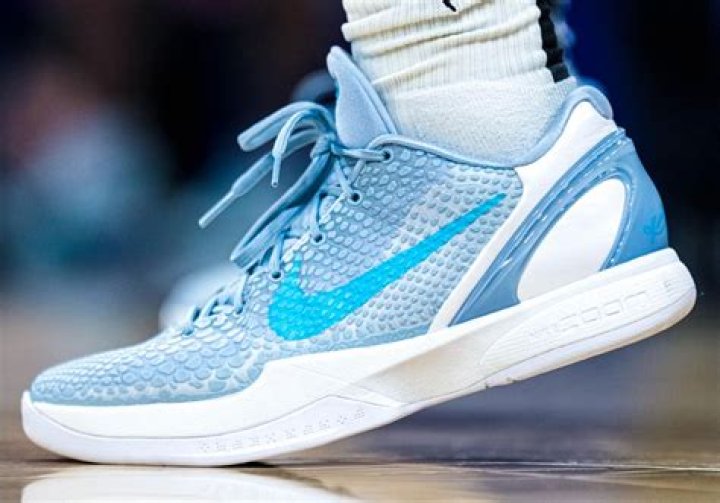 YouTuber Dodie Clark is Releasing a Book